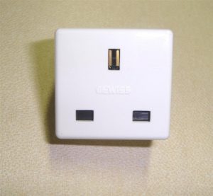 2181027 Socket